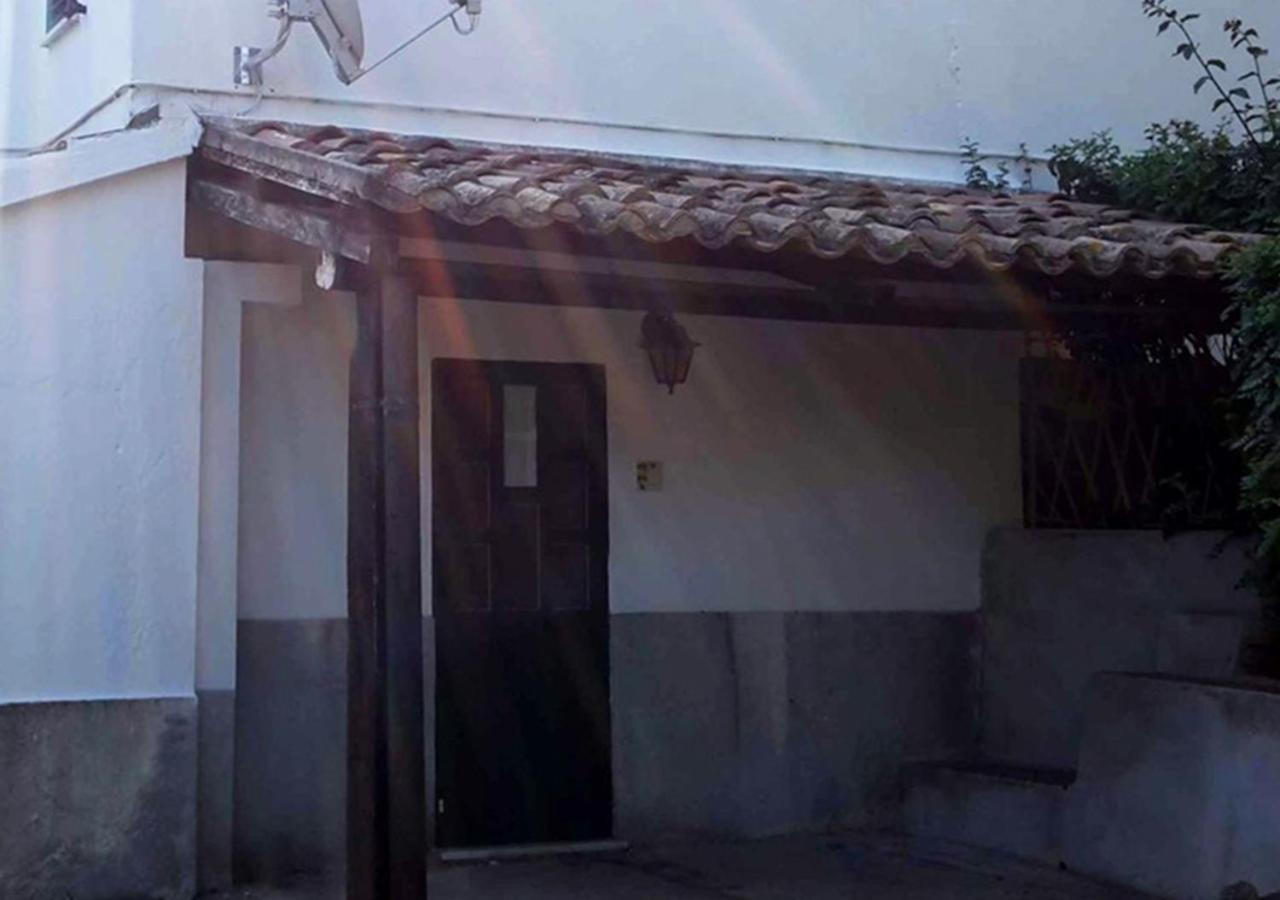 Tenuta Conte Ruggero Santa Domenica  Ngoại thất bức ảnh