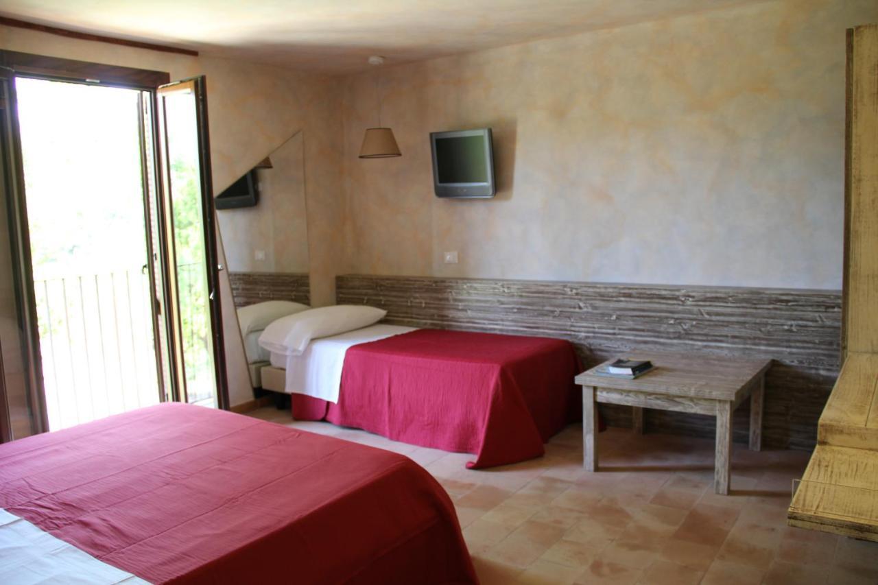 Tenuta Conte Ruggero Santa Domenica  Ngoại thất bức ảnh