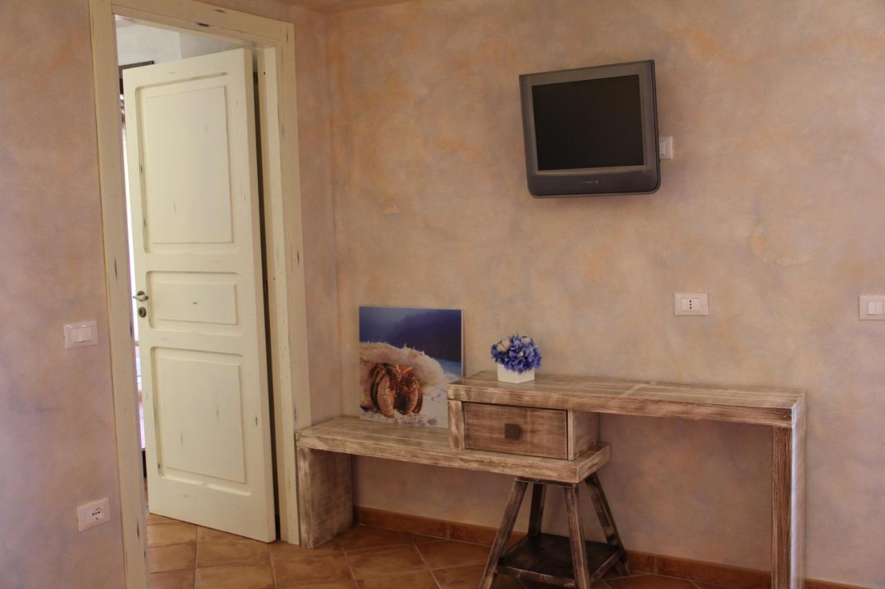 Tenuta Conte Ruggero Santa Domenica  Ngoại thất bức ảnh