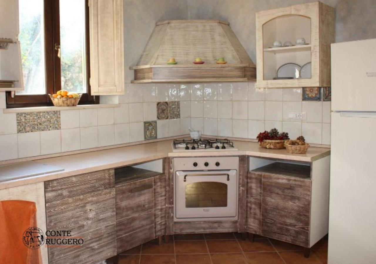 Tenuta Conte Ruggero Santa Domenica  Ngoại thất bức ảnh