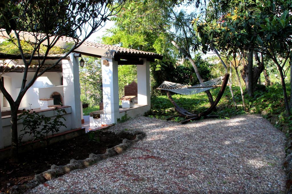 Tenuta Conte Ruggero Santa Domenica  Ngoại thất bức ảnh
