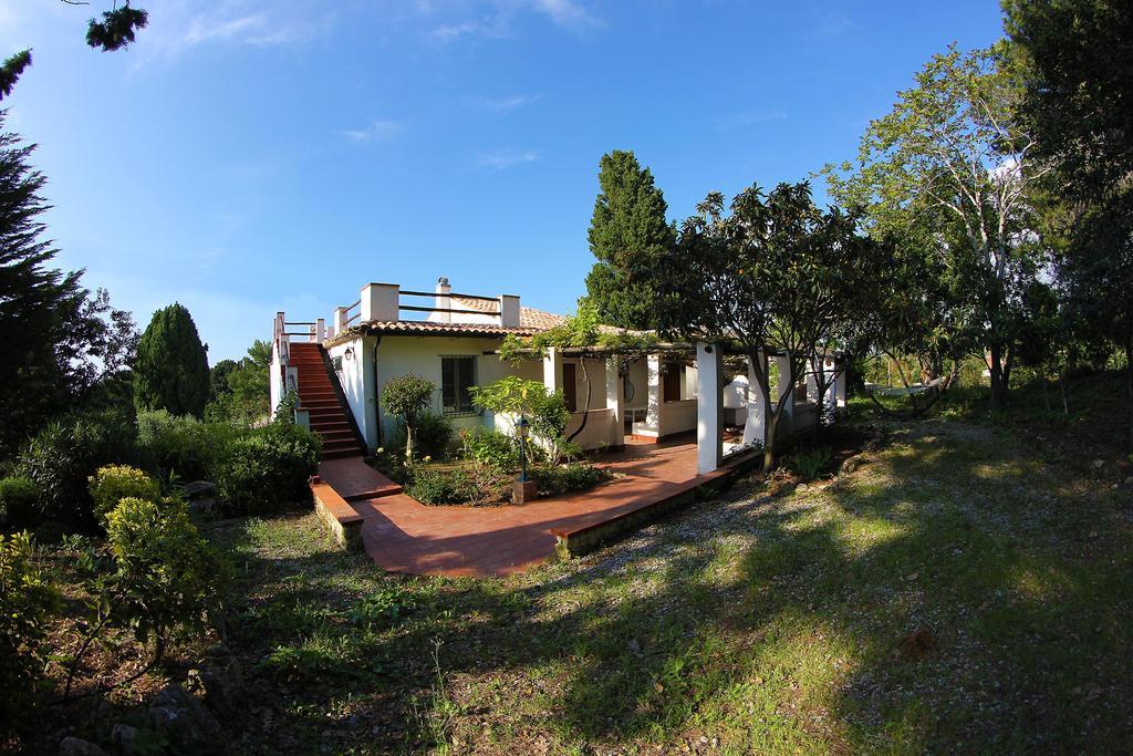 Tenuta Conte Ruggero Santa Domenica  Ngoại thất bức ảnh